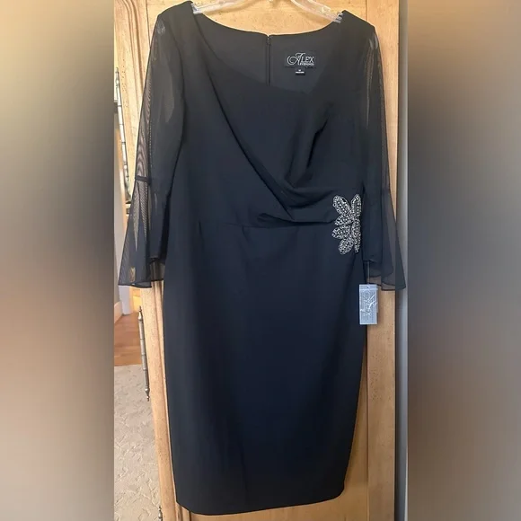 Alex Evenings Elegant Black Dress with Embellished Detail - Ladies 12 - NWT - Picture 1 of 4